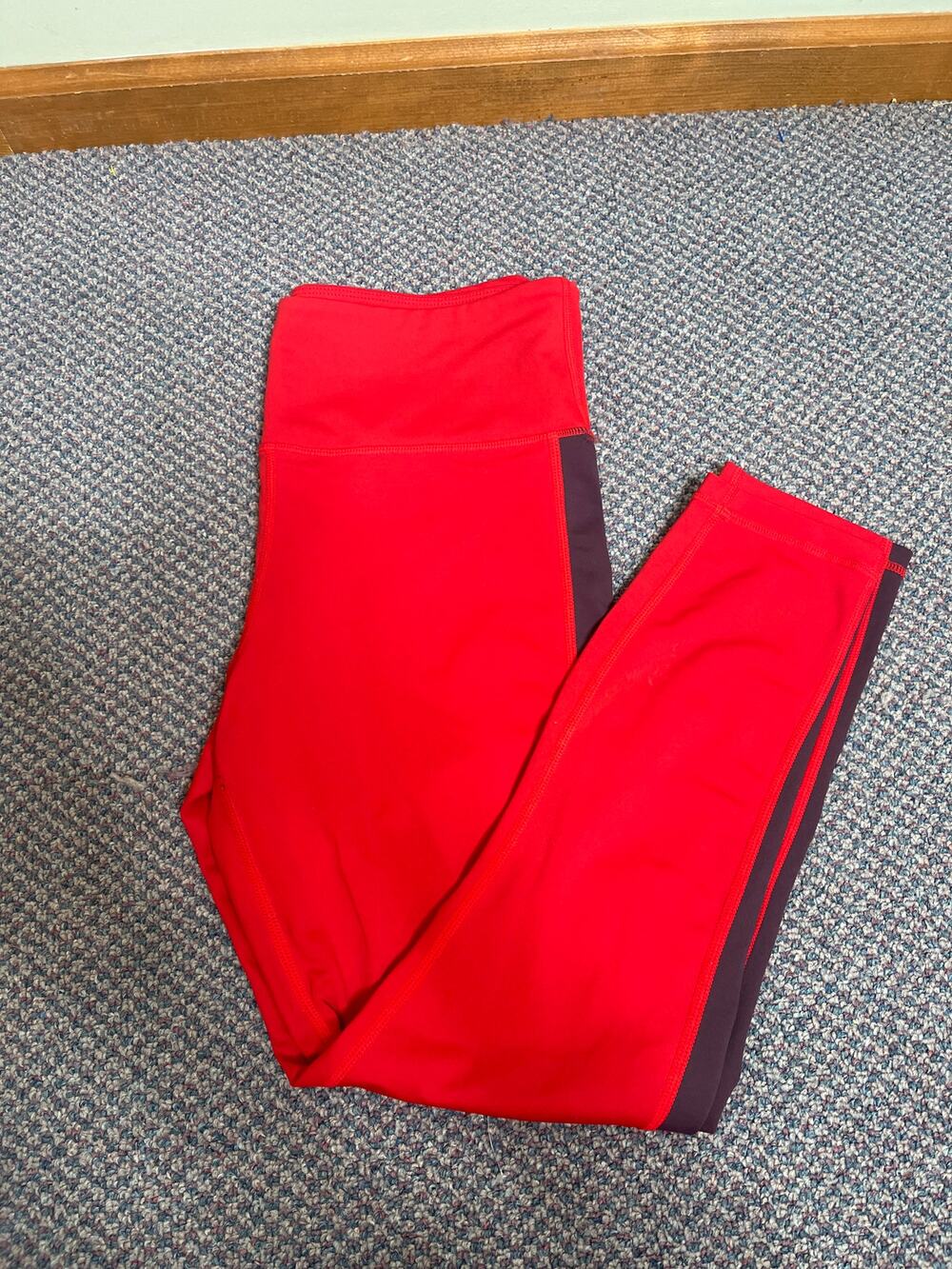 Zyia Active Red Ankle Legging Medium